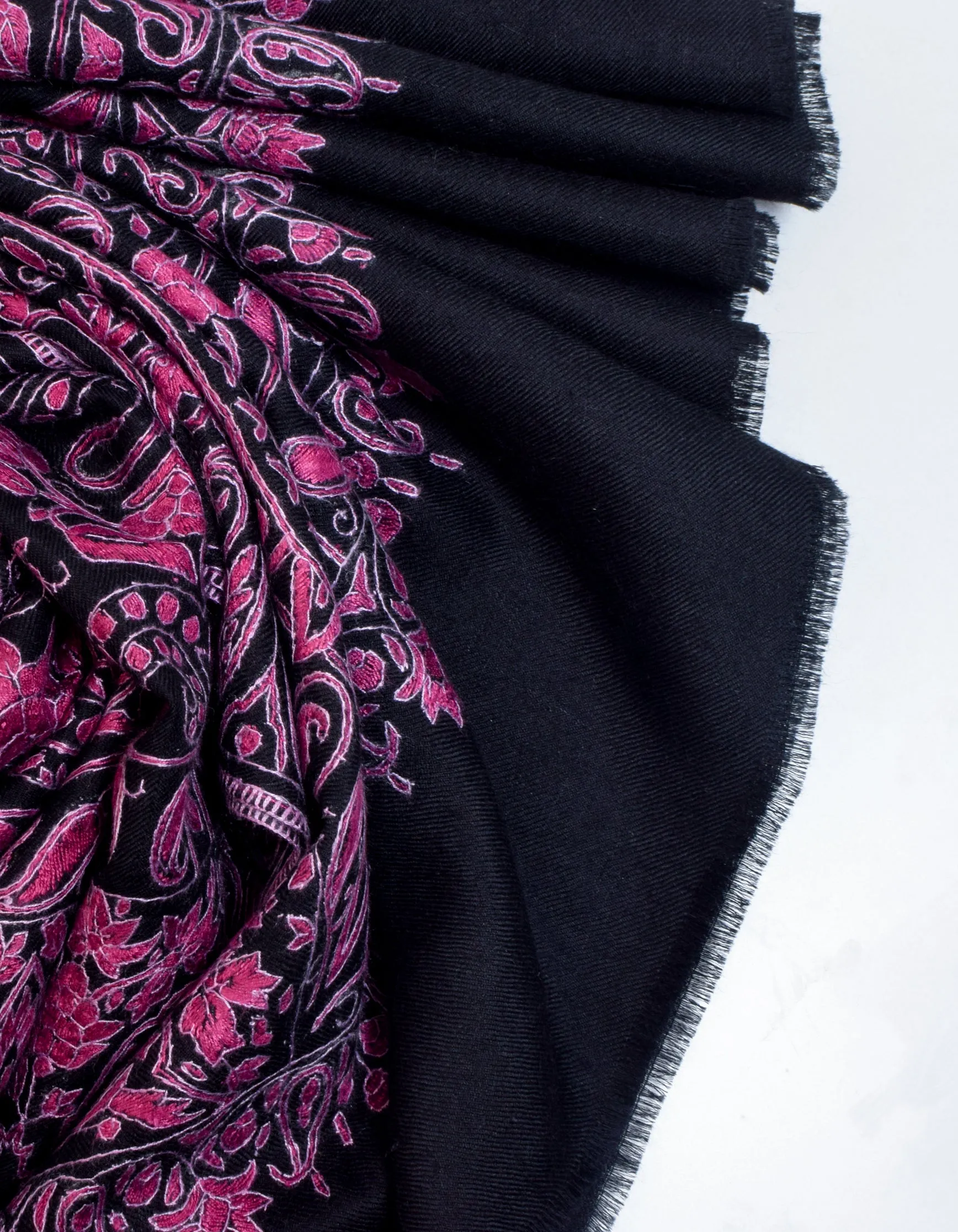 Regal Black Handwoven Sozni Jaali Embroidered Cashmere Pashmina Shawl