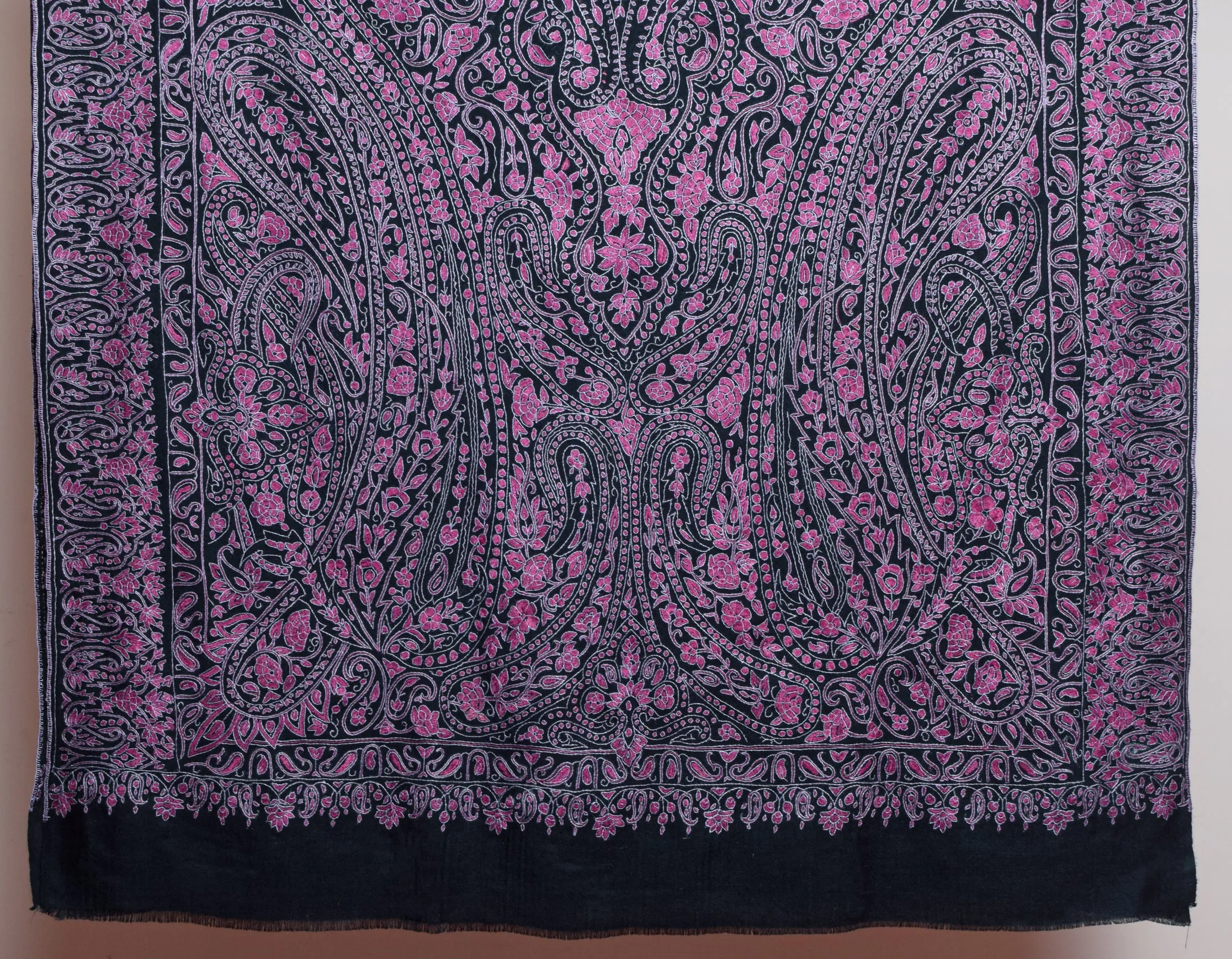 Regal Black Handwoven Sozni Jaali Embroidered Cashmere Pashmina Shawl