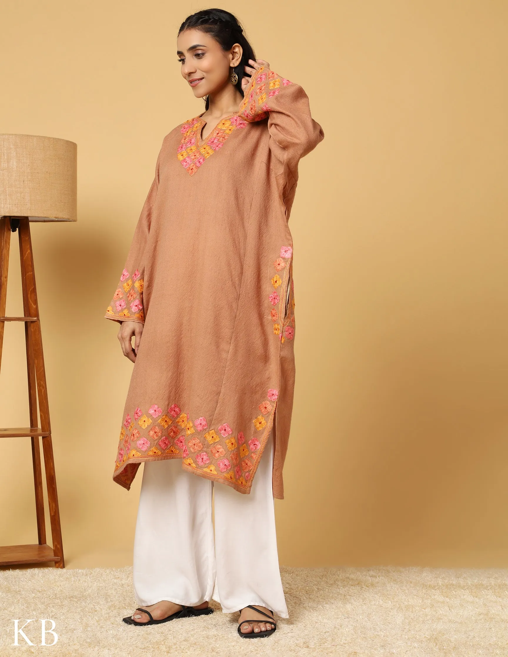 Sand Dune Aari Embroidered Pure wool Phiran